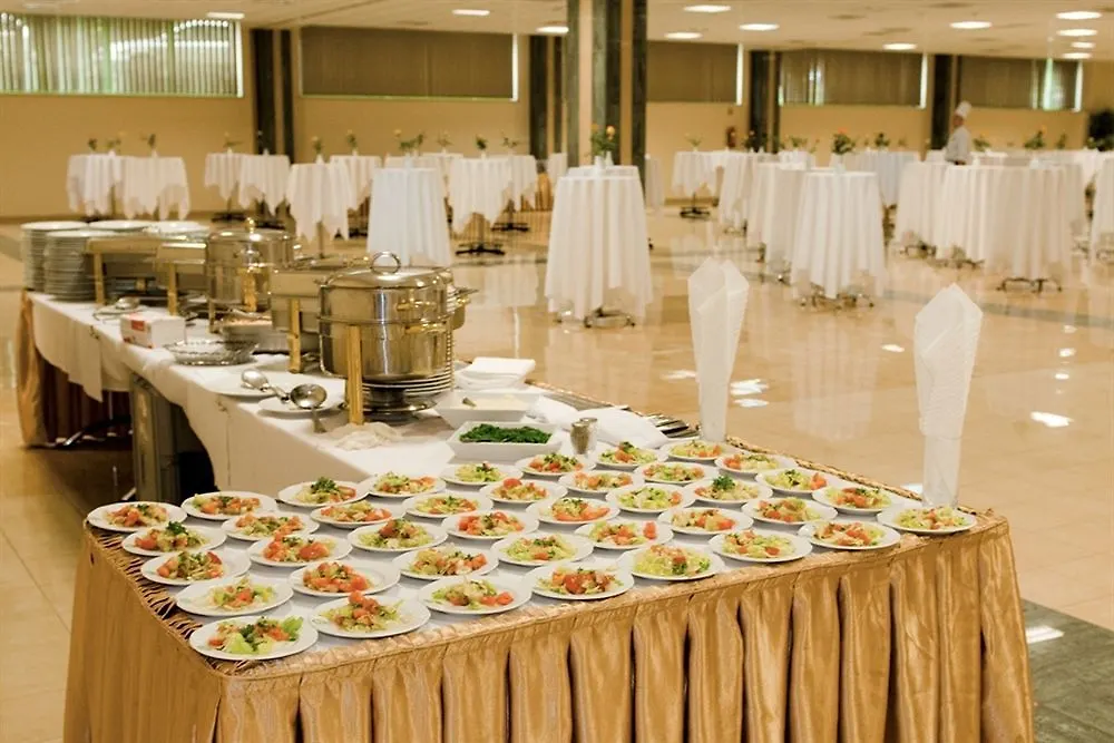 Sangate Hotel Airport Varšava 3*,