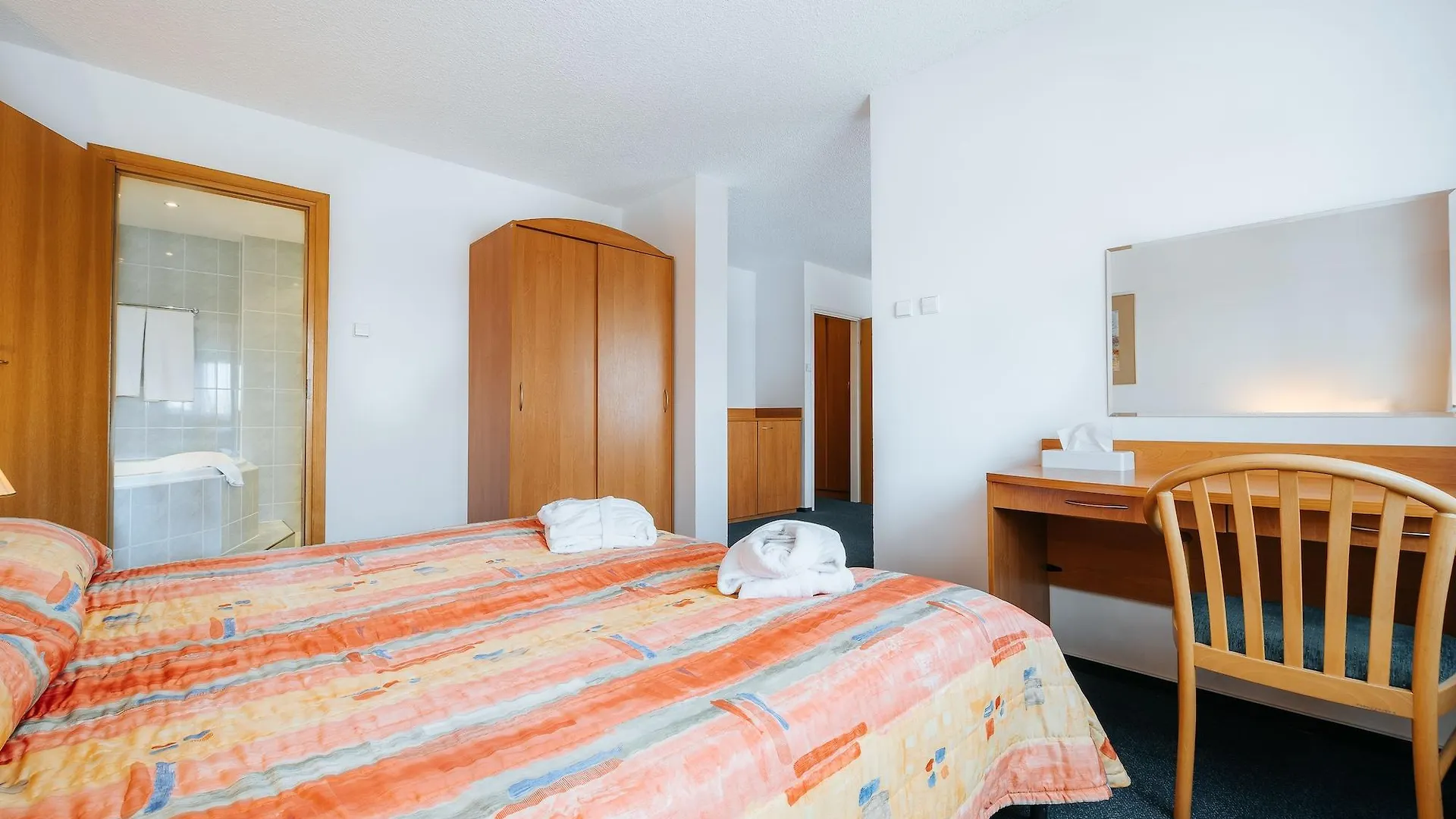 Sangate Hotel Airport Warsaw
