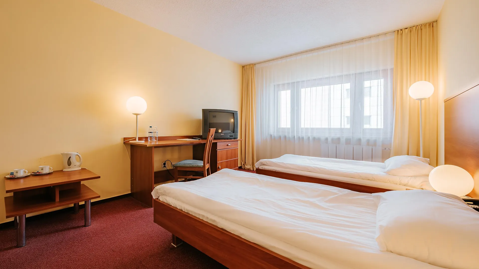 ורשה Sangate Hotel Airport פולין