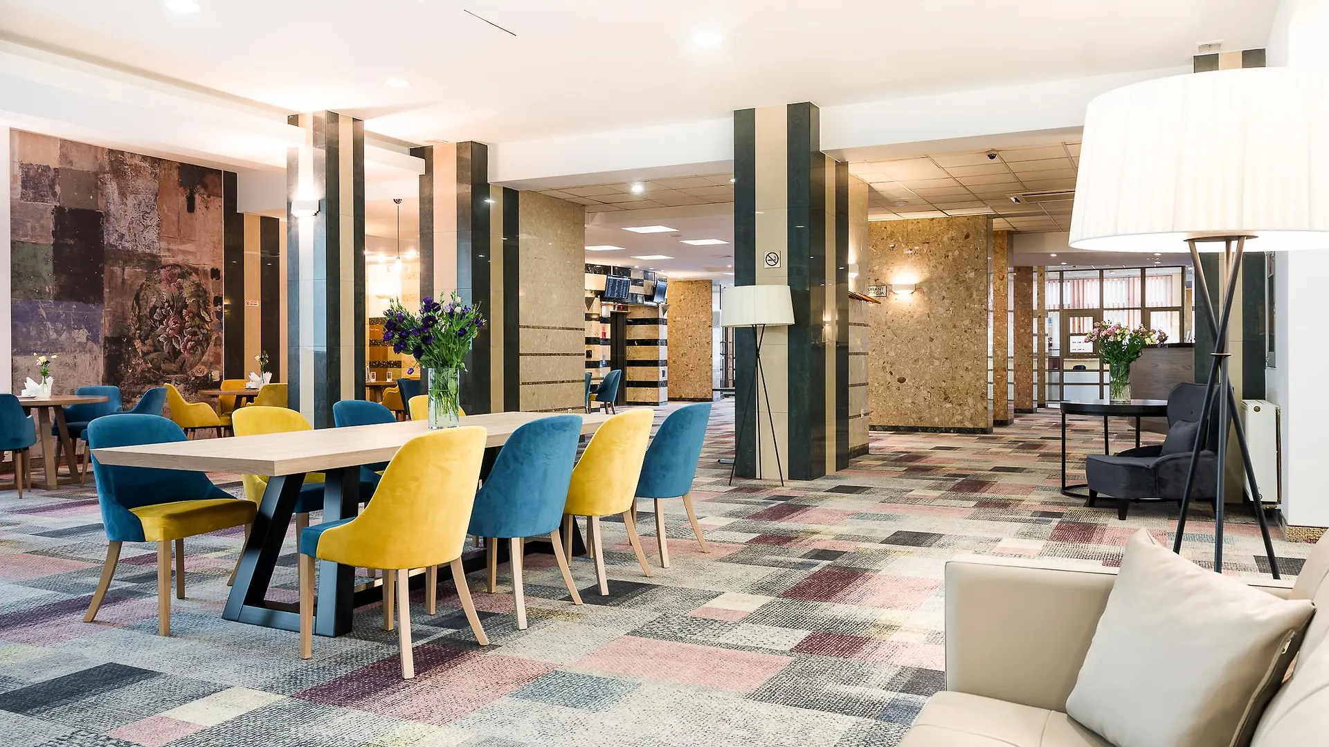 ורשה Sangate Hotel Airport