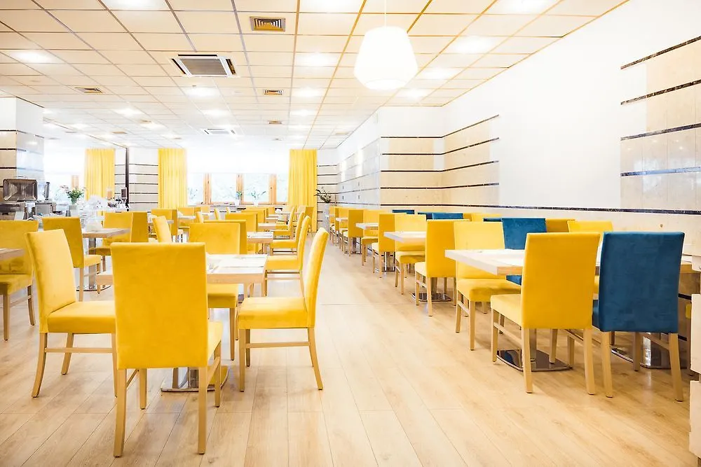***  Sangate Hotel Airport Warsaw Poland